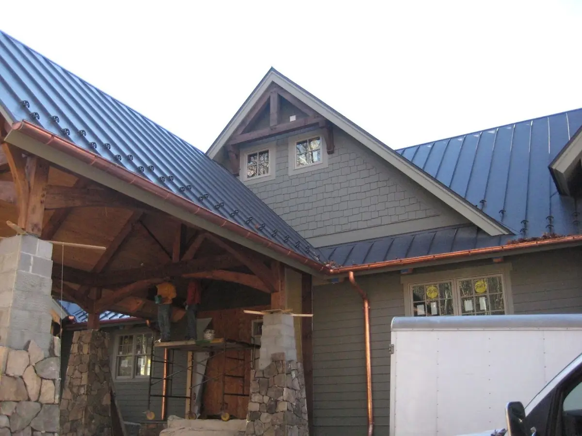 Craftsman Roofing team delivering quality roofing work in Howertown